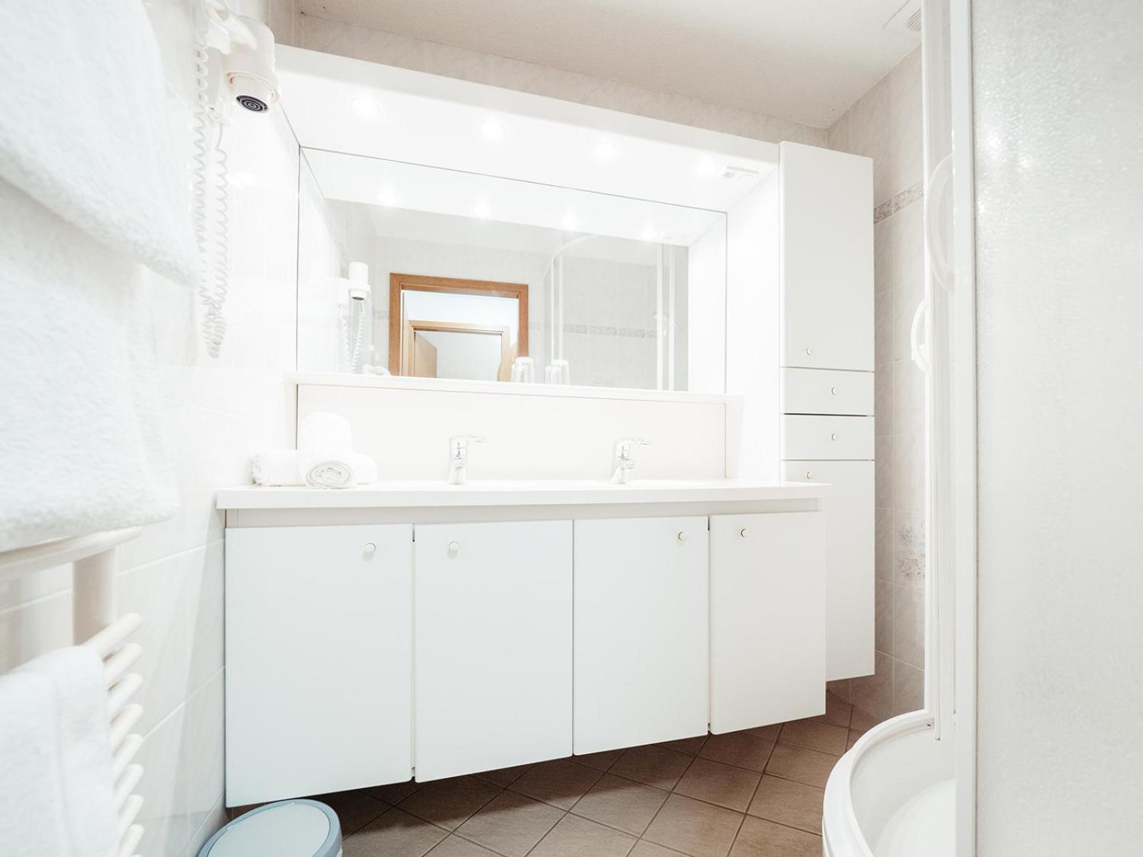 Appartement Am Hohenbusch Burg Reuland Bagian luar foto